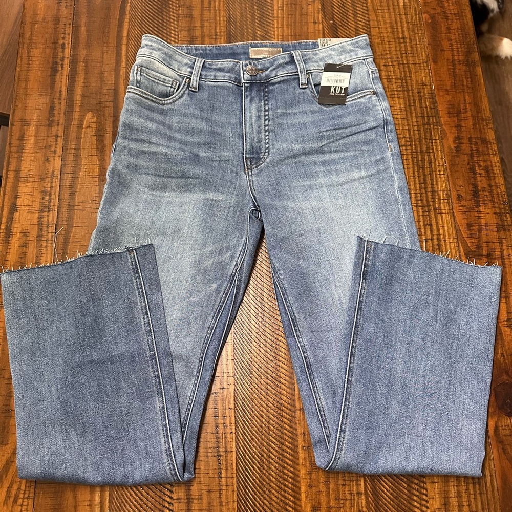 Kut from the Kloth Light Blue Straight Jeans 30” waist